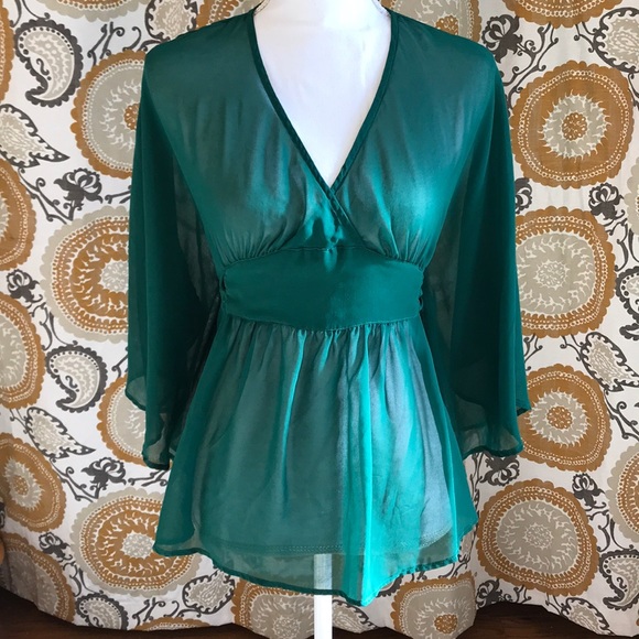 Sale ✅ Green Blouse - Picture 1 of 7